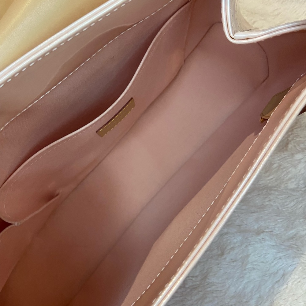 ❌SOLD❌ Louis Vuitton Vernis Monogram Biscayne Bay - Rose Ballerine - Picture 11 of 13
